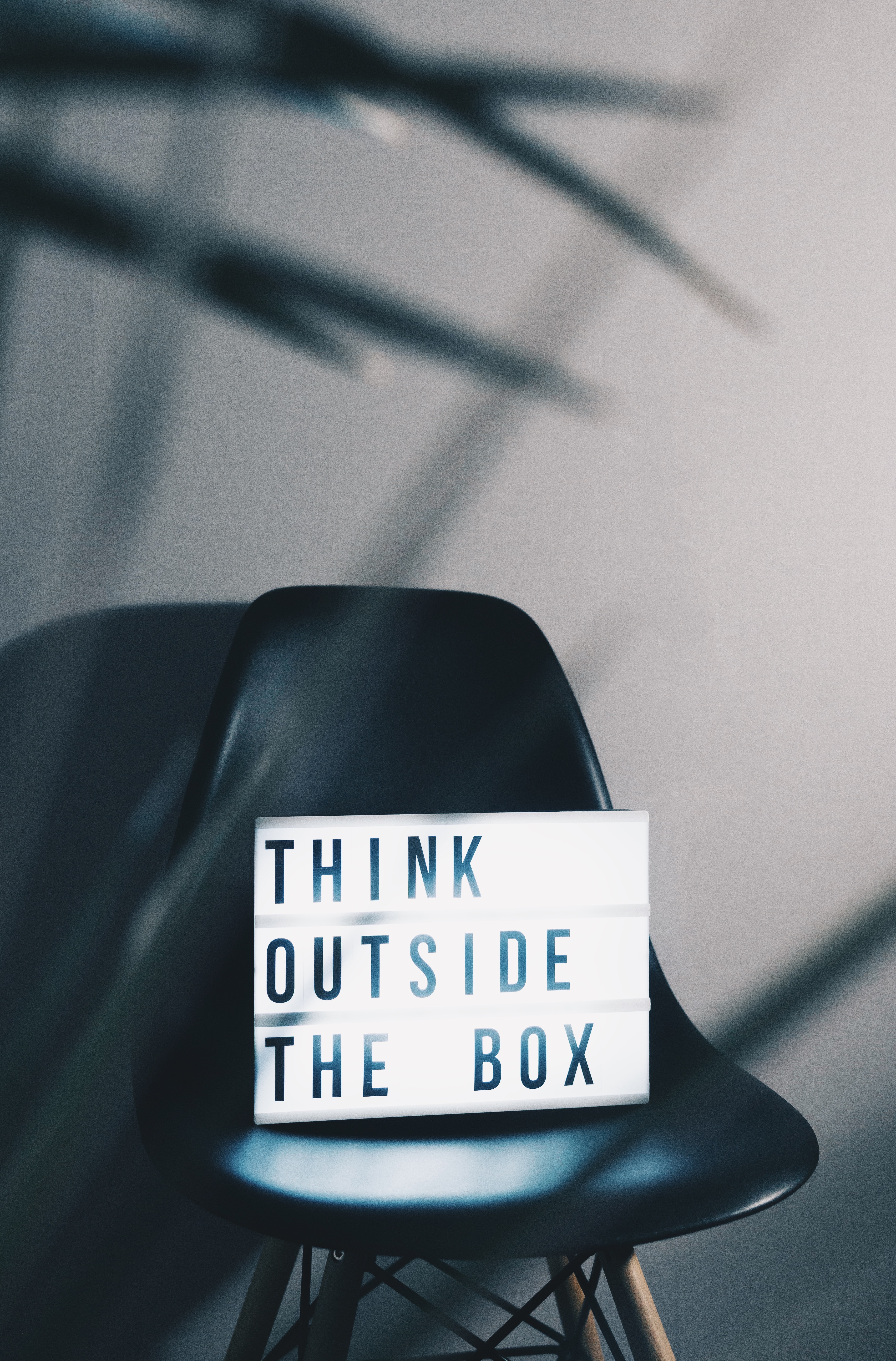 Think outside the Box : Zukunftsdenken